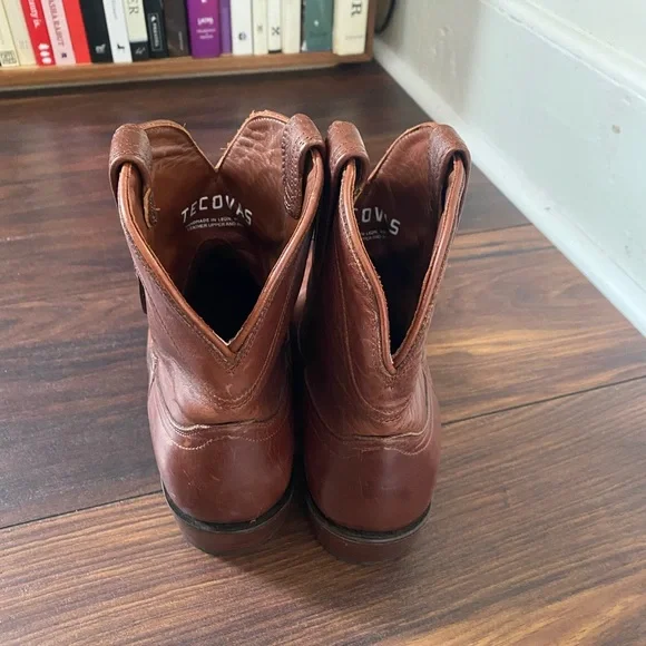 Tecovas Women’s Brown Leather Chelsea Cowboy Boot - Picture 2 of 4